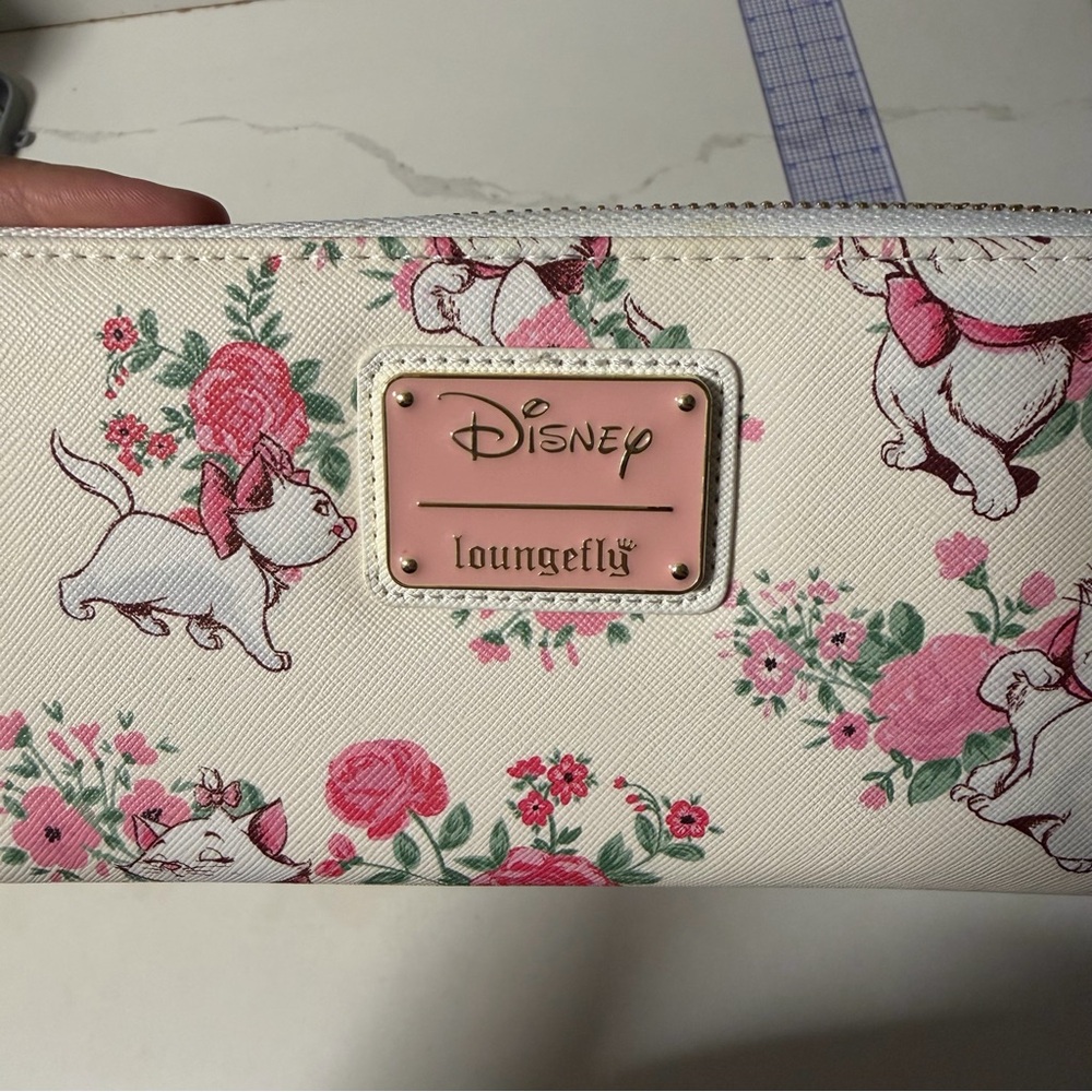 Disney Aristocats Wallet - Picture 7 of 7
